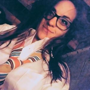 Meet your Posher, Elizabeth